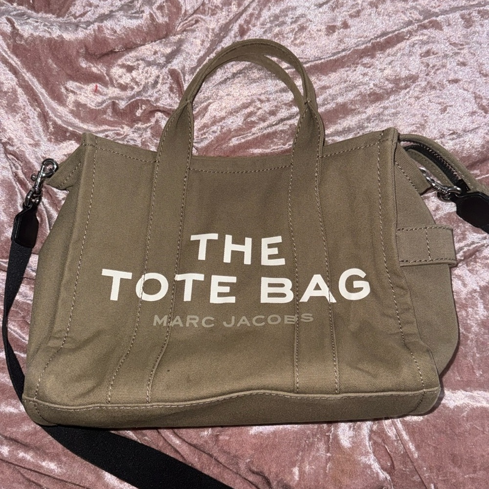marc jacobs tote bag